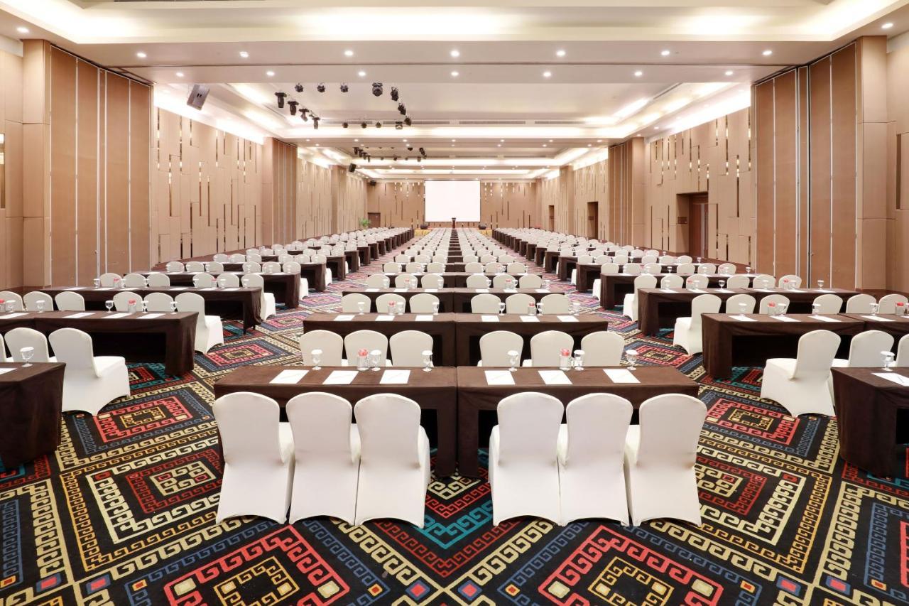 Aston Kupang Hotel & Convention Center Kupang (East Nusa Tenggara) Exterior foto