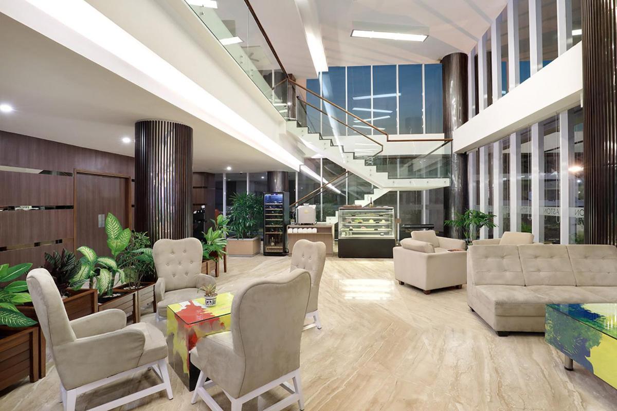 Aston Kupang Hotel & Convention Center Kupang (East Nusa Tenggara) Exterior foto