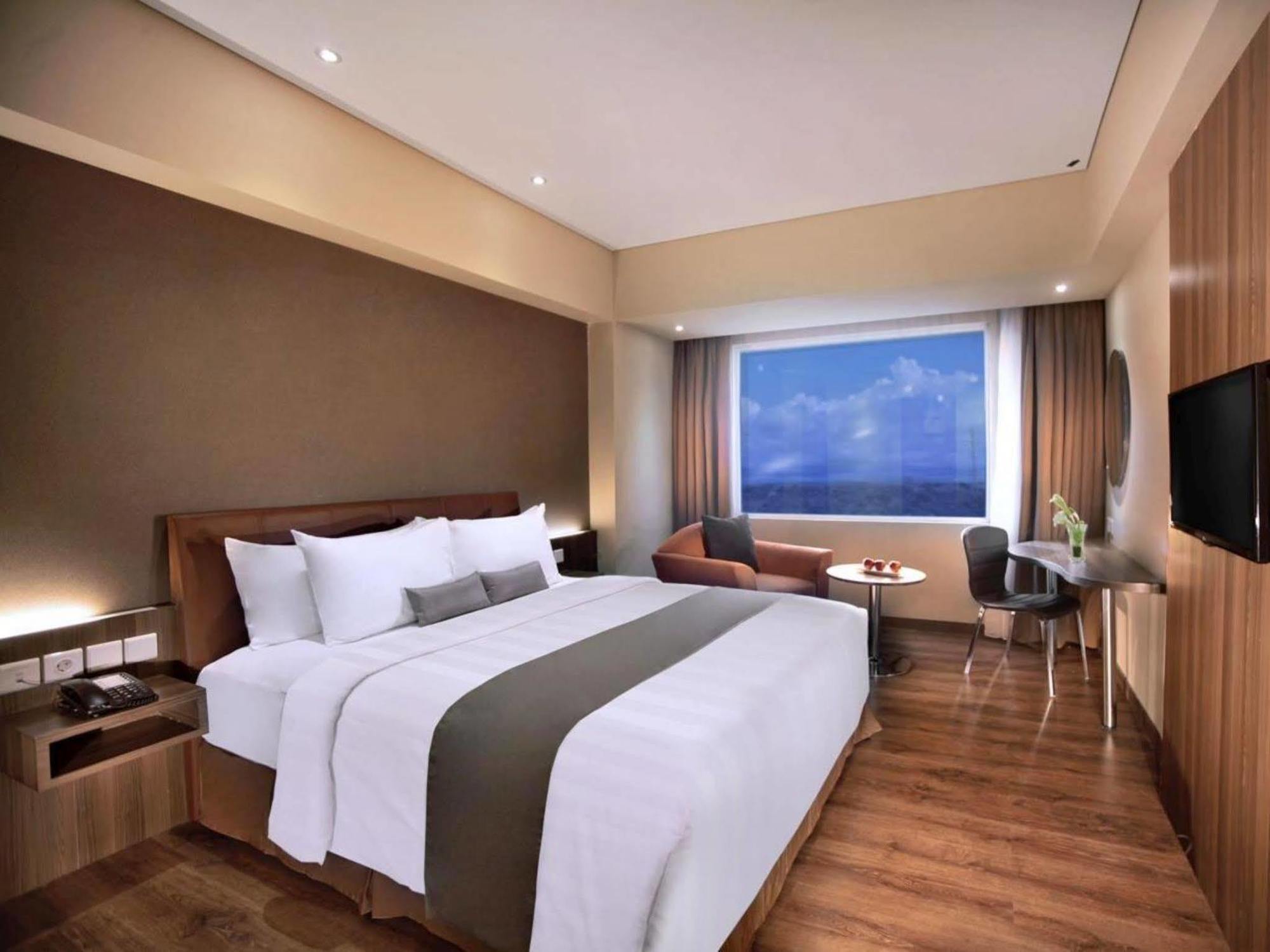 Aston Kupang Hotel & Convention Center Kupang (East Nusa Tenggara) Exterior foto